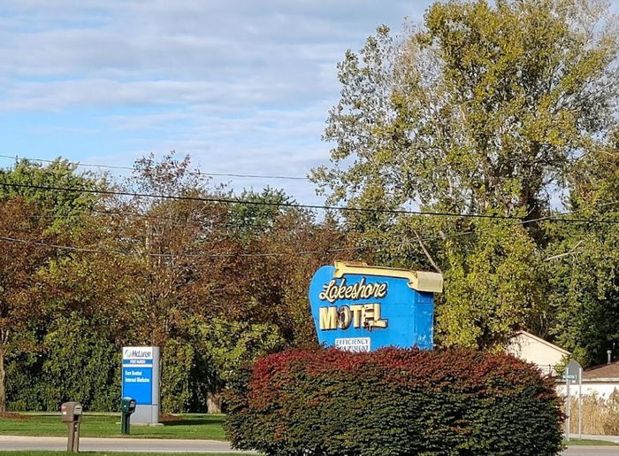 Lakeshore Motel and Apartments - From Website (newer photo)